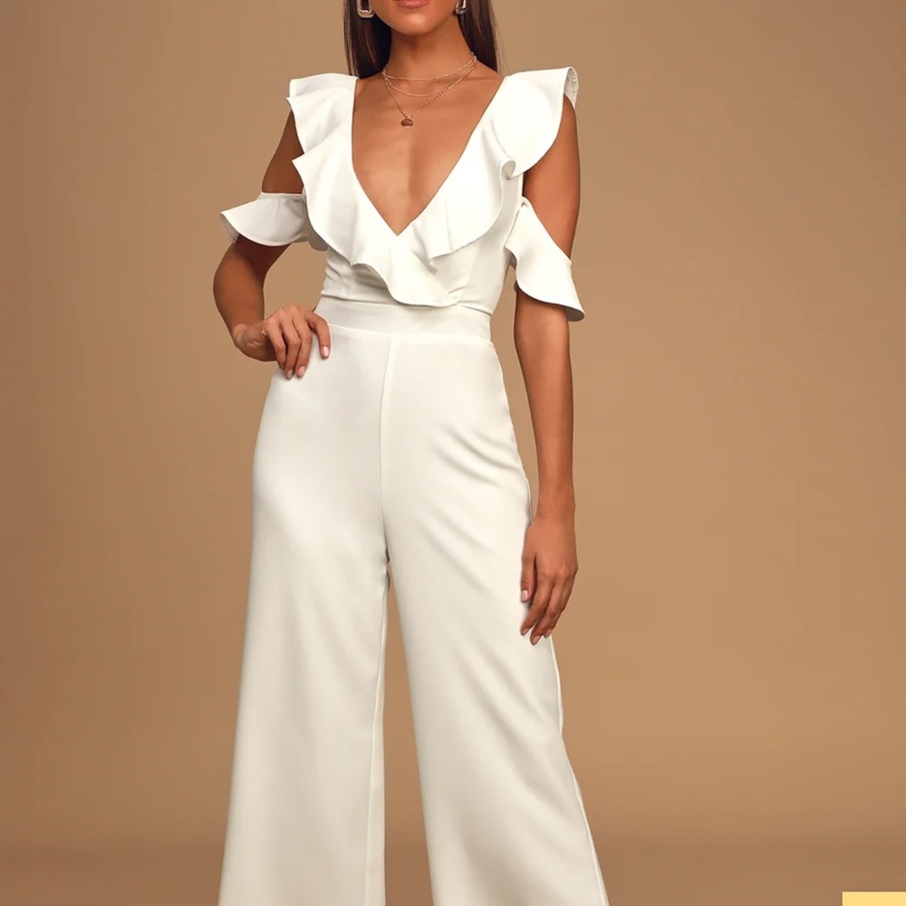 Lulus ruffle cropped jumpsuit